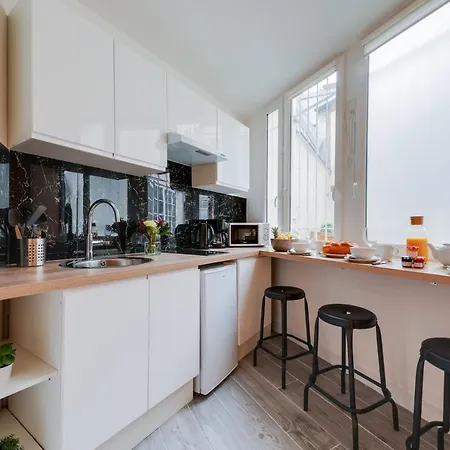 Studio D'architectes Au Cours Du 19eme Paris